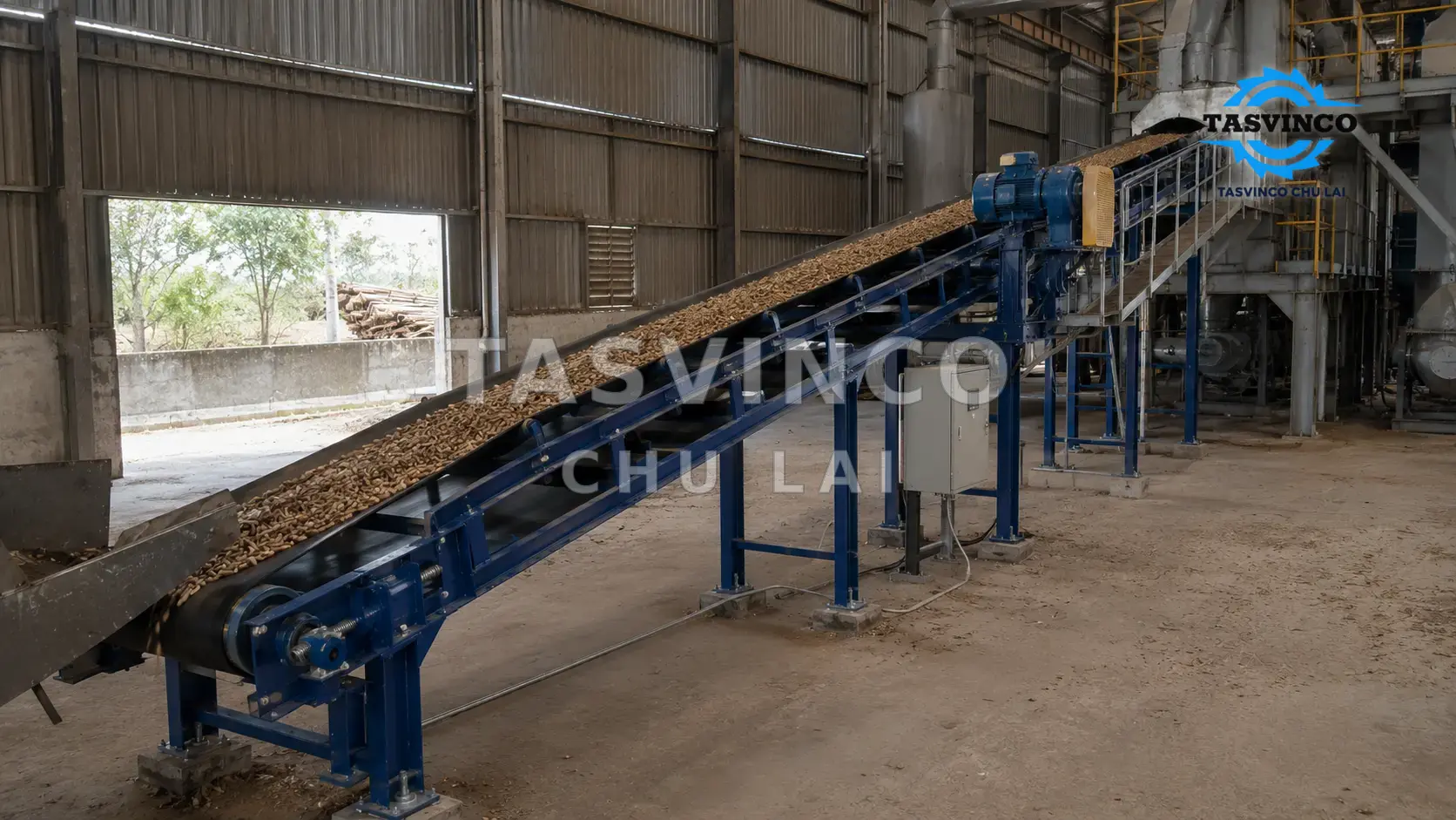 Băng tải lòng máng vận chuyển vật liệu rời